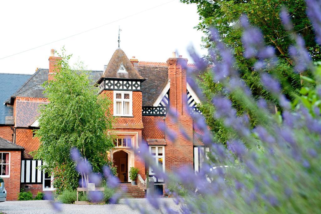 The Priory Bed & Breakfast Hereford Exterior photo